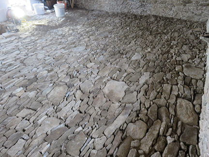Kamenná podlaha